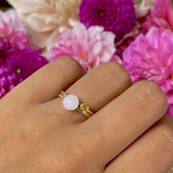 GEBOORTE RING - November - Citrien (ivm stijgende goudkoers zijn alle prijzen voor gouden sieraden tijdelijk op aanvraag)