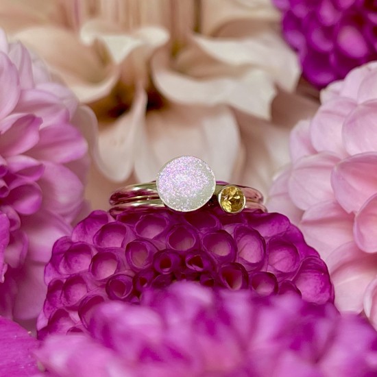 GEBOORTE RING - November - Citrien (ivm stijgende goudkoers zijn alle prijzen voor gouden sieraden tijdelijk op aanvraag)