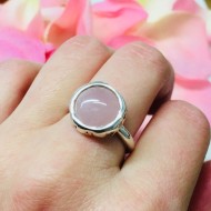 Ring: Zilver en Rozenkwarts (extra dikke zetkast)  