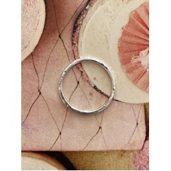 Gehamerde Ring Zilver 1.5mm