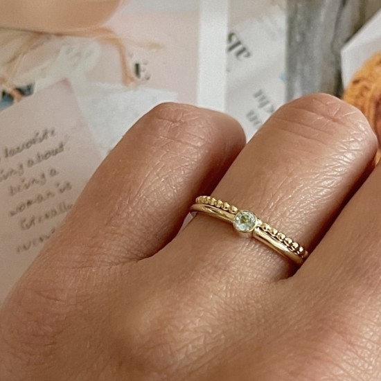 GEBOORTE RING - December - Topaas (ivm stijgende goudkoers zijn alle prijzen voor gouden sieraden tijdelijk op aanvraag)