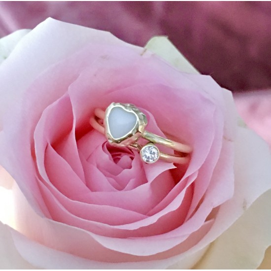 GEBOORTE RING - April - Diamant (ivm stijgende goudkoers zijn alle prijzen voor gouden sieraden tijdelijk op aanvraag)